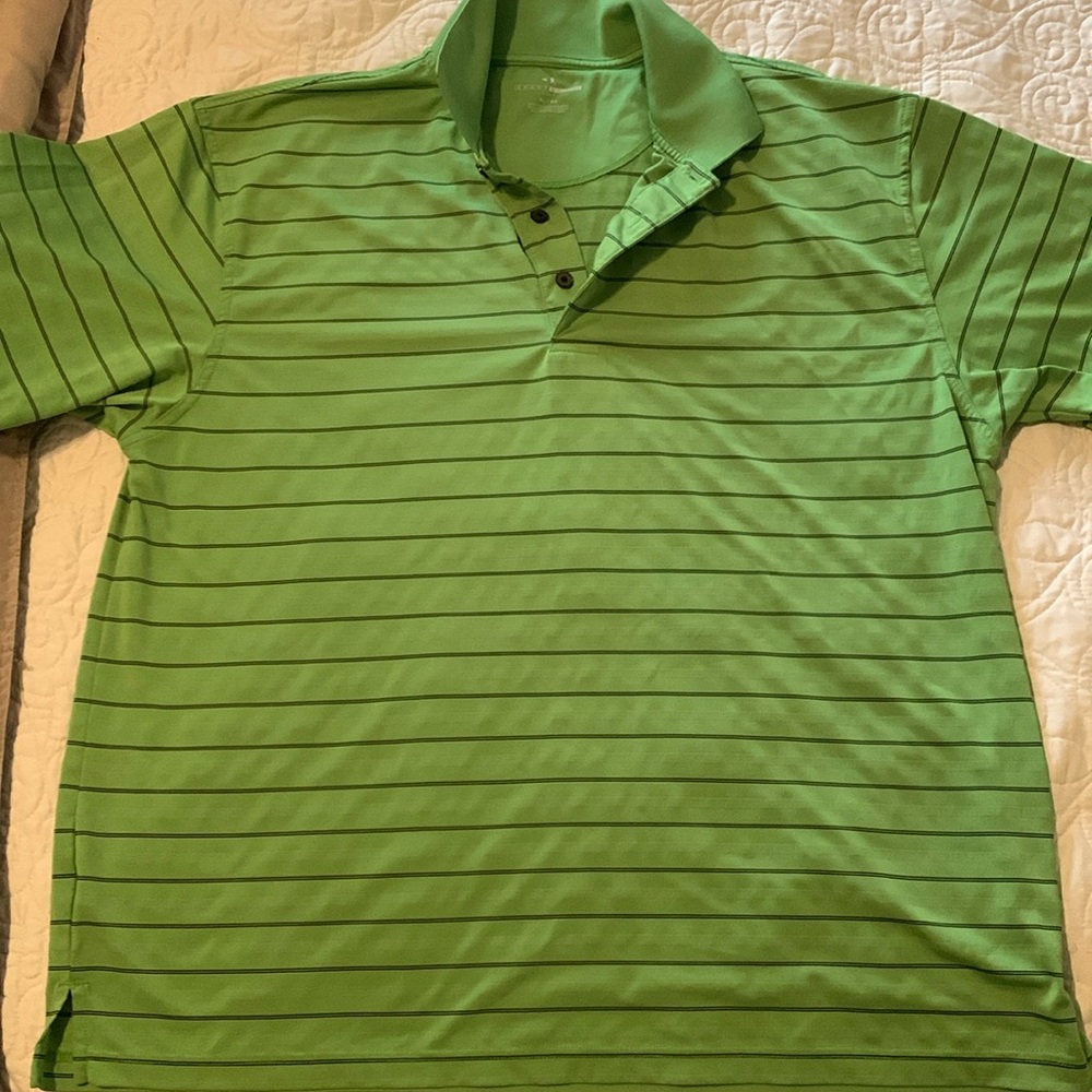 Men’s golf shirt